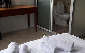 Nong Guest House